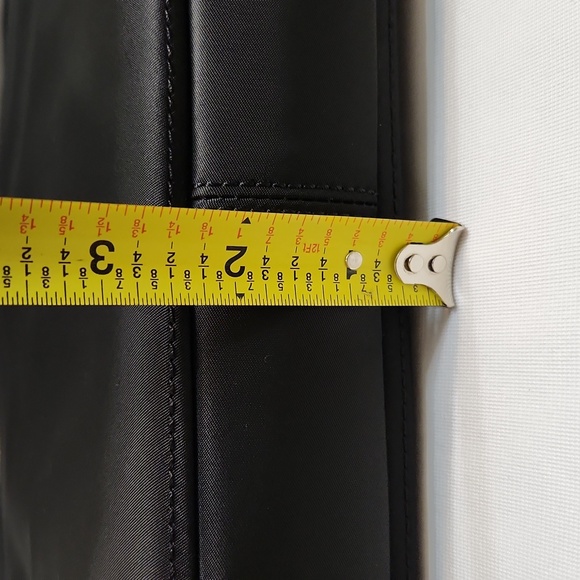 Kate Spade Black Nylon Laptop Sleeve With Strap - Picture 16 of 16